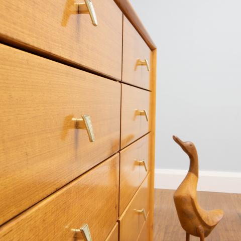 Angular knobs