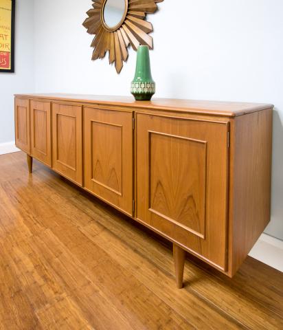 One word to describe this 1960's sideboard (below) - striking. Nothing more to say - it speaks for itself!