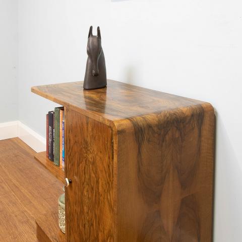 Oyster walnut veneer - timber veneer is pliable, so curves can be created